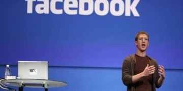 Whatapp Pics not Loading : Whatsapp Down (Facebook servers down , Instagram also down