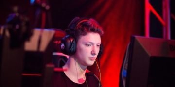 Resolut1on to play for Just Error