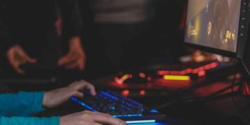 A player playing on the computer