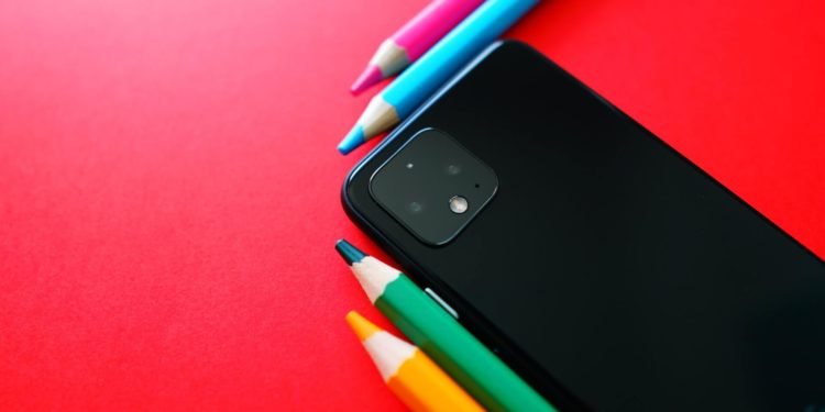 Google Pixel 5 design