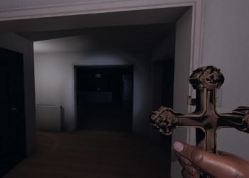Phasmophobia Crucifix: How to use