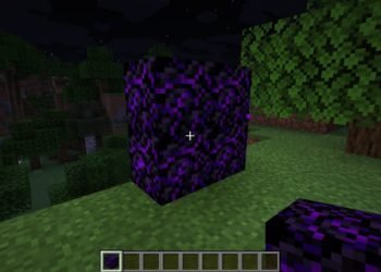 How to make Obsidian in Minecraft Bedrock