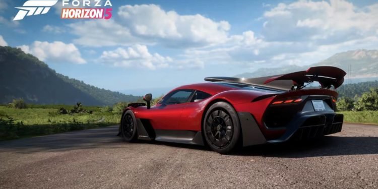 What does the crown mean in Forza Horizon 5?