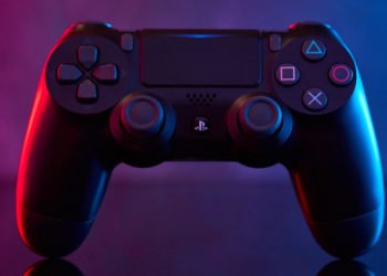 How to put PS4 Controller into Bluetooth Pairing