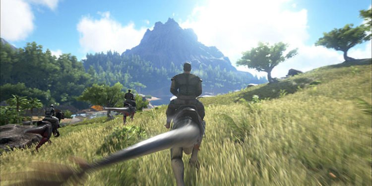 How to go into the third person in ARK