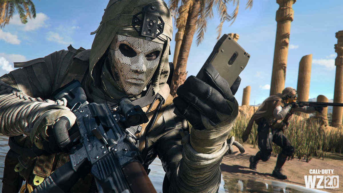 You could get a Ghost operator skin when pre-registering for COD Warzone  Mobile. And I think it looks awesome (sorry if this has been posted before)  : r/CODWarzone