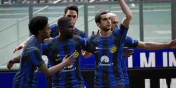 Efootball 2024 not full screen on PC, Xbox & PS5 How to fix it